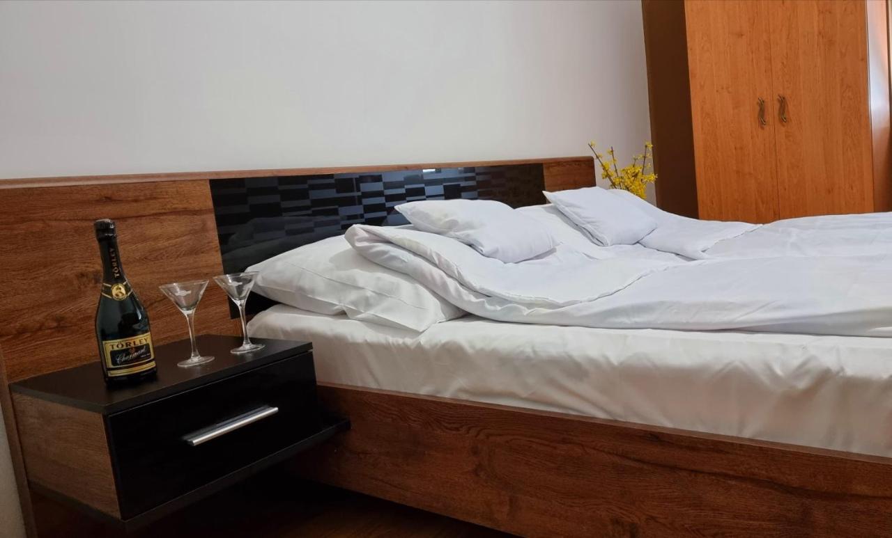 Relax Apartman Siofok-Sosto Exterior photo